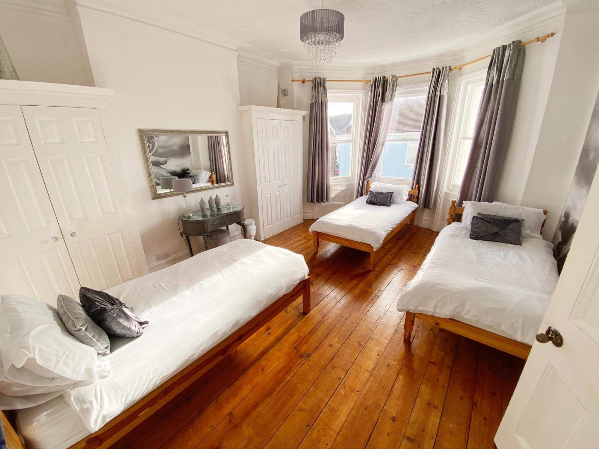 The Table House Close To Town & Beach Free Parking Bournemouth Zewnętrze zdjęcie